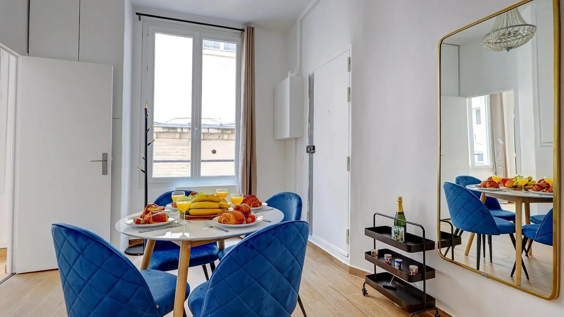 Le Marais & Montorgueil - 2br - Cityapartmentstay Apartment
